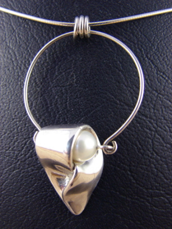 mistic pearl